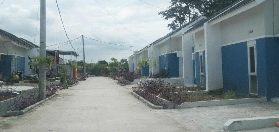 Dokumentasi proyek Pemasangan Listrik Jalur Udara Perumahan Puri Griasadi Cikande