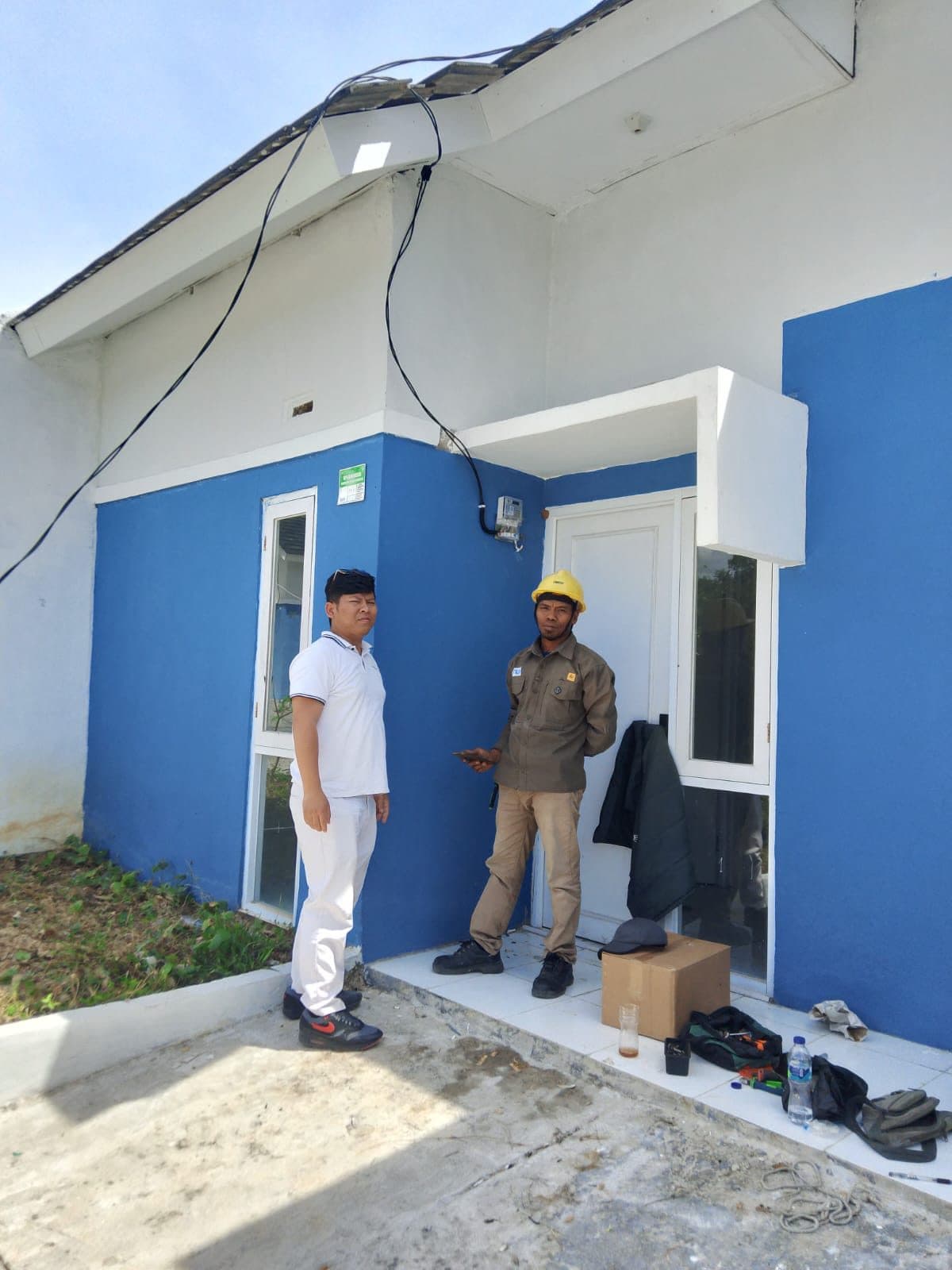 Dokumentasi proyek Pemasangan Listrik Jalur Udara Perumahan Puri Griasadi Cikande, foto 3